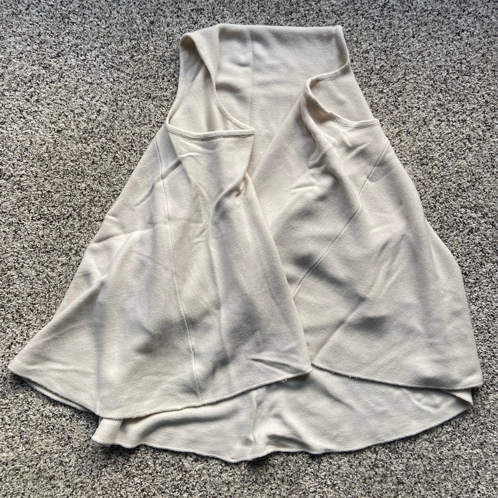 Women’s LOOK Cream Shawl Vest